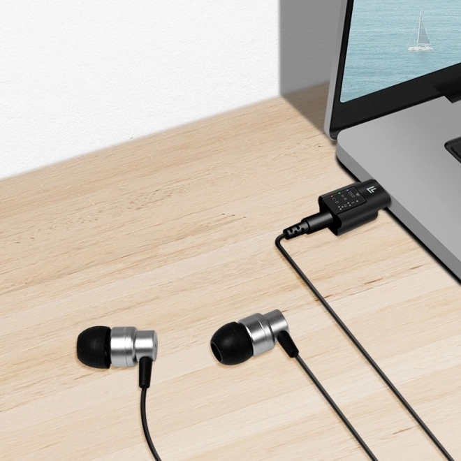Lydadapter USB-C/M til 3.5mm/F med DAC og EQ