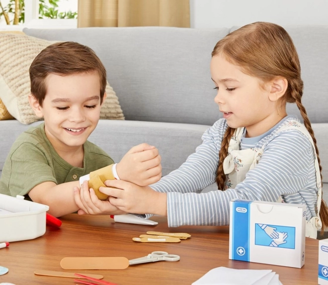 Børnelægesæt førstehjælp fra Little Tikes