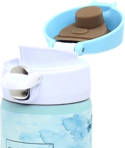 Låg med knap, sikkerhedslås og behagelig drikketud