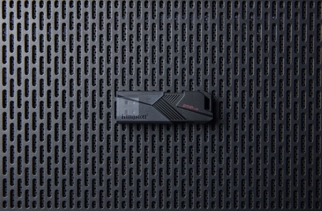 Data Traveler Exodia Onyx 64GB USB3.2 Gen1 flashdisk