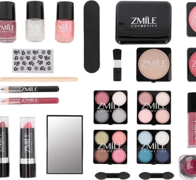 Komplet udstyr til makeup og manicure