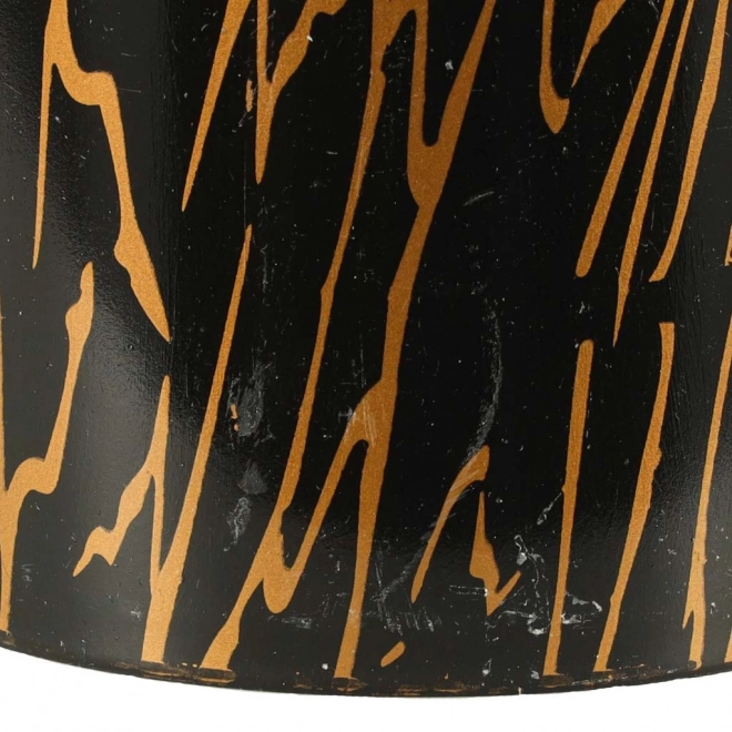 Sæt af køkkenknive og sakse med marmordesign