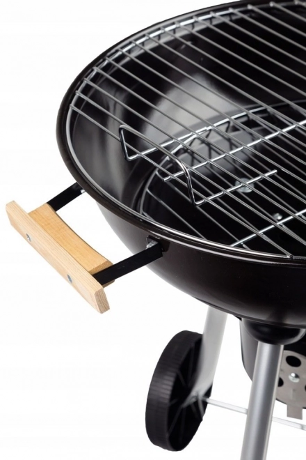 Havegrill med låg på hjul