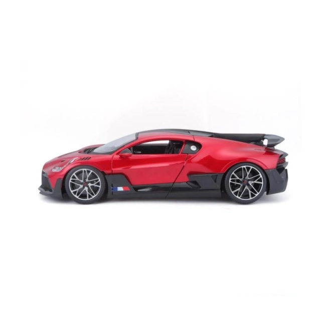 Bburago model Bugatti Divo rød 1:18