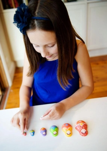 Nesting-effekt: 6 dukker i én