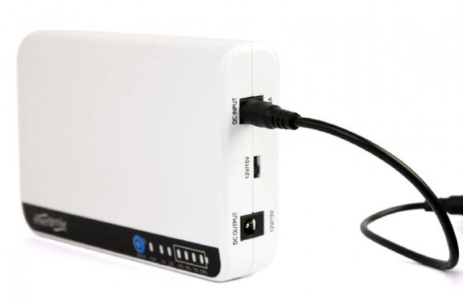 Backup strømforsyning DC-DC 12V/15V 18W 2200 mAh