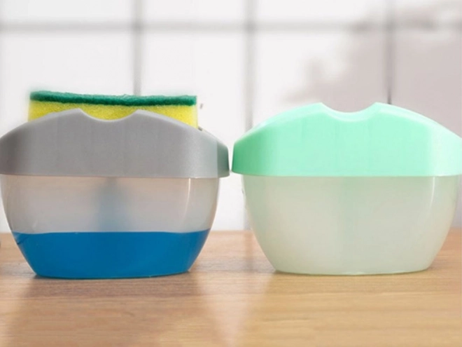 Sæbedispenser med beholder til svamp