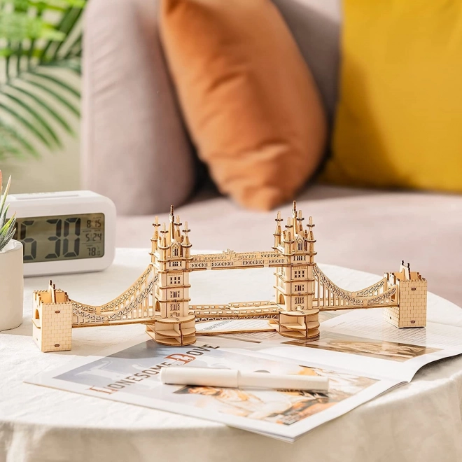 RoboTime træ 3D puslespil bro Tower Bridge lysende
