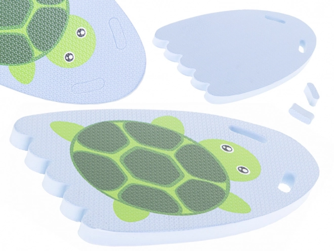 Tavle med svømmeinstruktioner for skildpadde i poolen