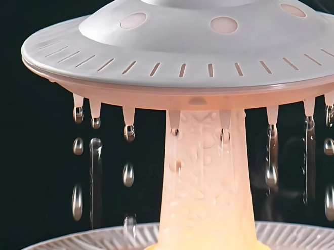 Luftfugter og aromatisk diffuser i UFO-form