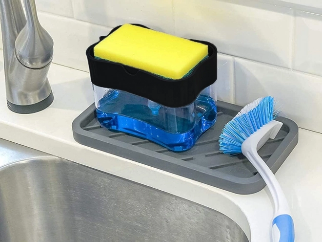 Dispenser til sæbe og svampe
