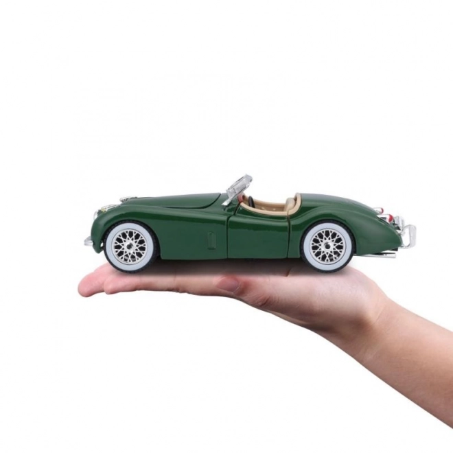 Bburago 1:24 Jaguar XK 120 Roadster (1951) grøn 18-22018