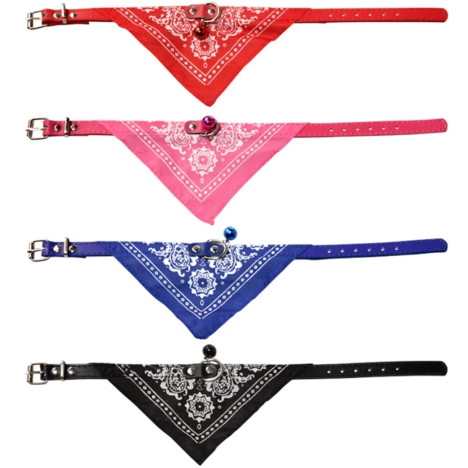 Hundehalsbånd med bandana og klokke 39 cm
