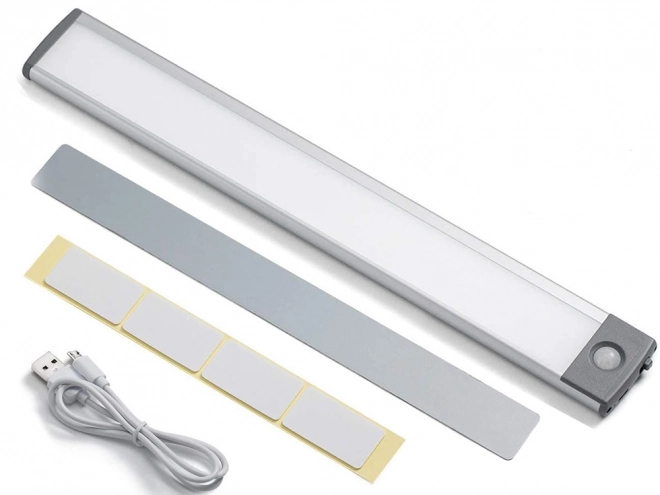 Sensorlampe med bevægelses- og skumringssensor