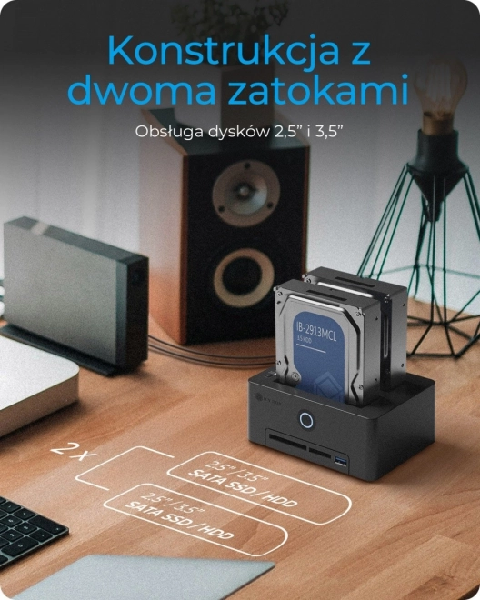 Kortlæser med dual docking station til SSD/HDD