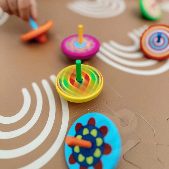 Farverigt træspinning top VIGA