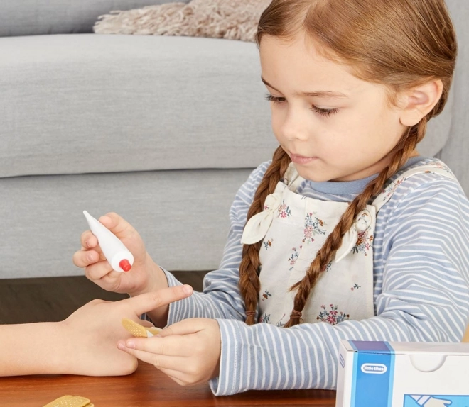 Børnelægesæt førstehjælp fra Little Tikes
