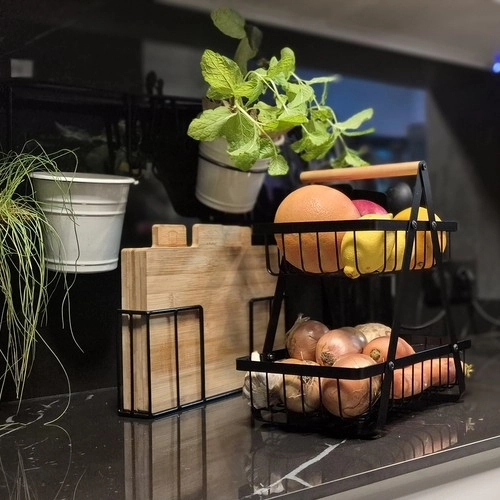 To-lags frugtkurv i loftstil til frugt og grøntsager