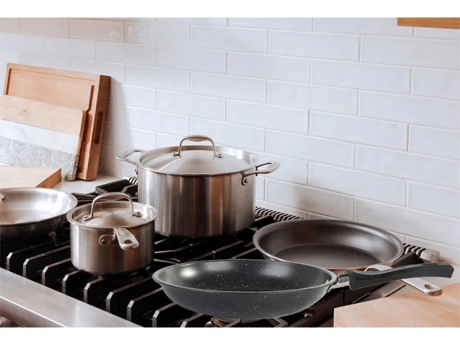 Sæt af non-stick pander