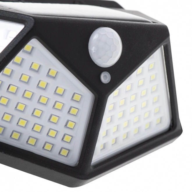 Solcelledrevet LED-lampe med bevægelsessensor og dæmpning