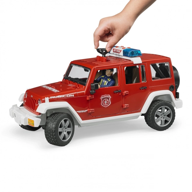 Bruder Rød brand JEEP WRANGLER med figur og tilbehør