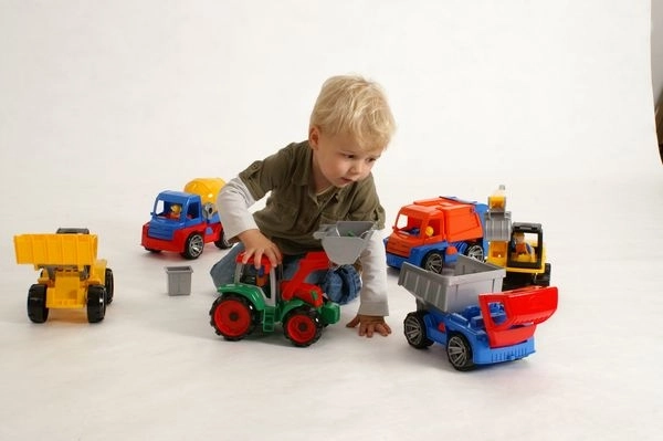 Lena auto plast Truxx traktor