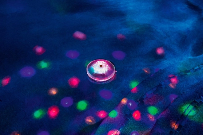 Poollampe LED belysning på batterier