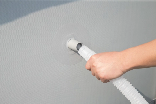 Solpanel til opvarmning af vand i poolen