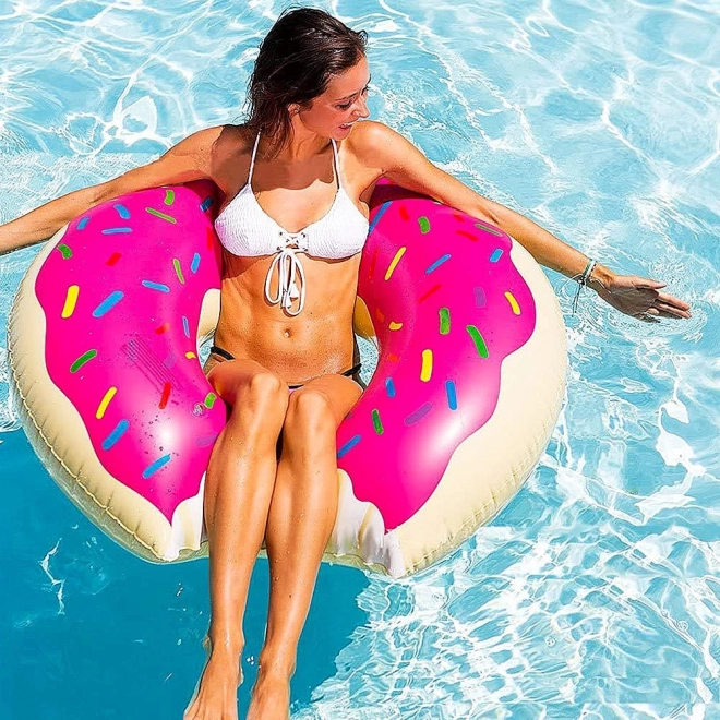 Sjov ved poolen og på ferien
