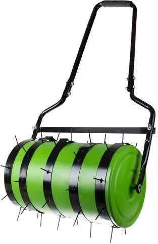 Luftning af græsplænen med fem pigsektioner