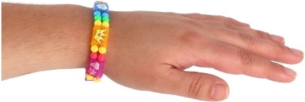 Let at træde perler på for børn