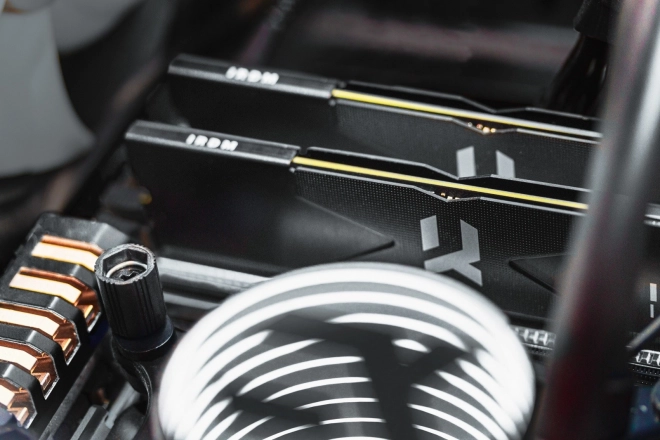 Hukommelse IRDM DDR5 32GB (2x16GB) 6000 CL30 Sort
