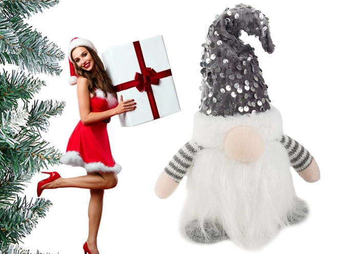 Juledekoreret nisse med belyst LED-mave