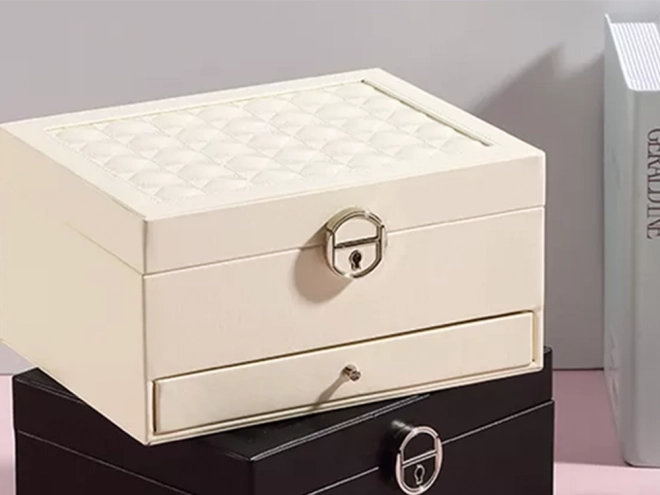 Stor smykkeorganisator