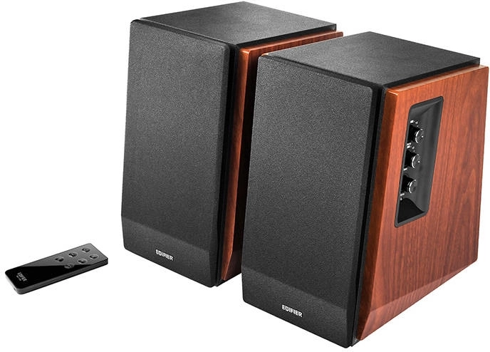 Elegant trækabinet og nem betjening