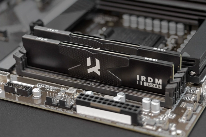 Hukommelse IRDM DDR5 32GB (2x16GB) 6000 CL30 Sort
