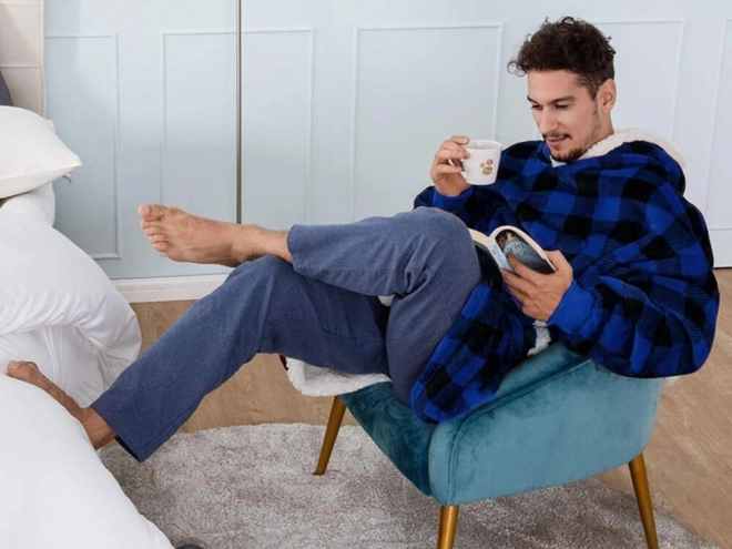 Varm oversize tæppetrøje med hætte