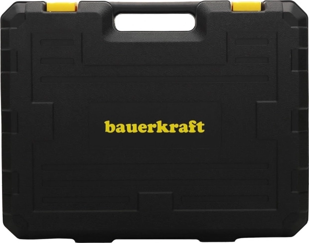 Praktisk kuffert med rum