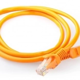 Netværks patchkabel cat 5e UTP 0,5 m, orange, med støbte kapper